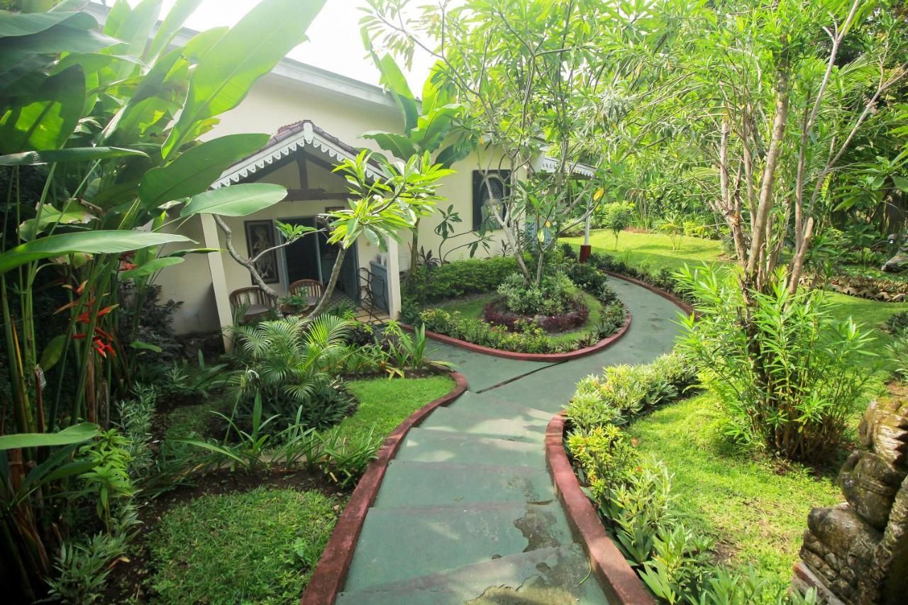 Sendok Hotel Mangsit Esterno foto
