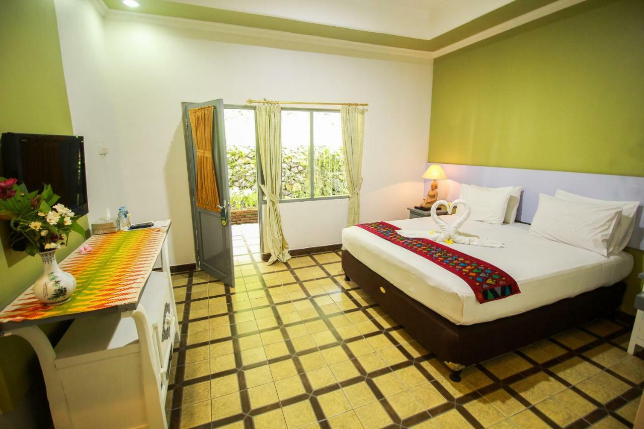 Sendok Hotel Mangsit Esterno foto