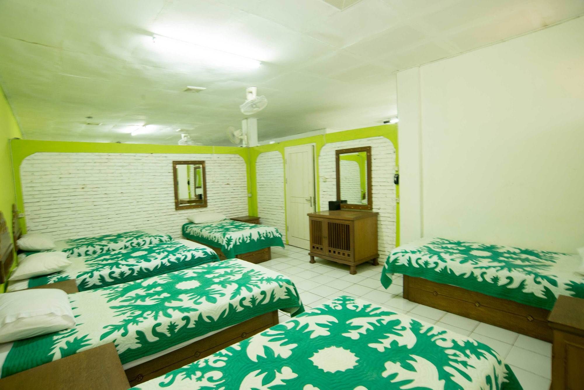 Sendok Hotel Mangsit Esterno foto