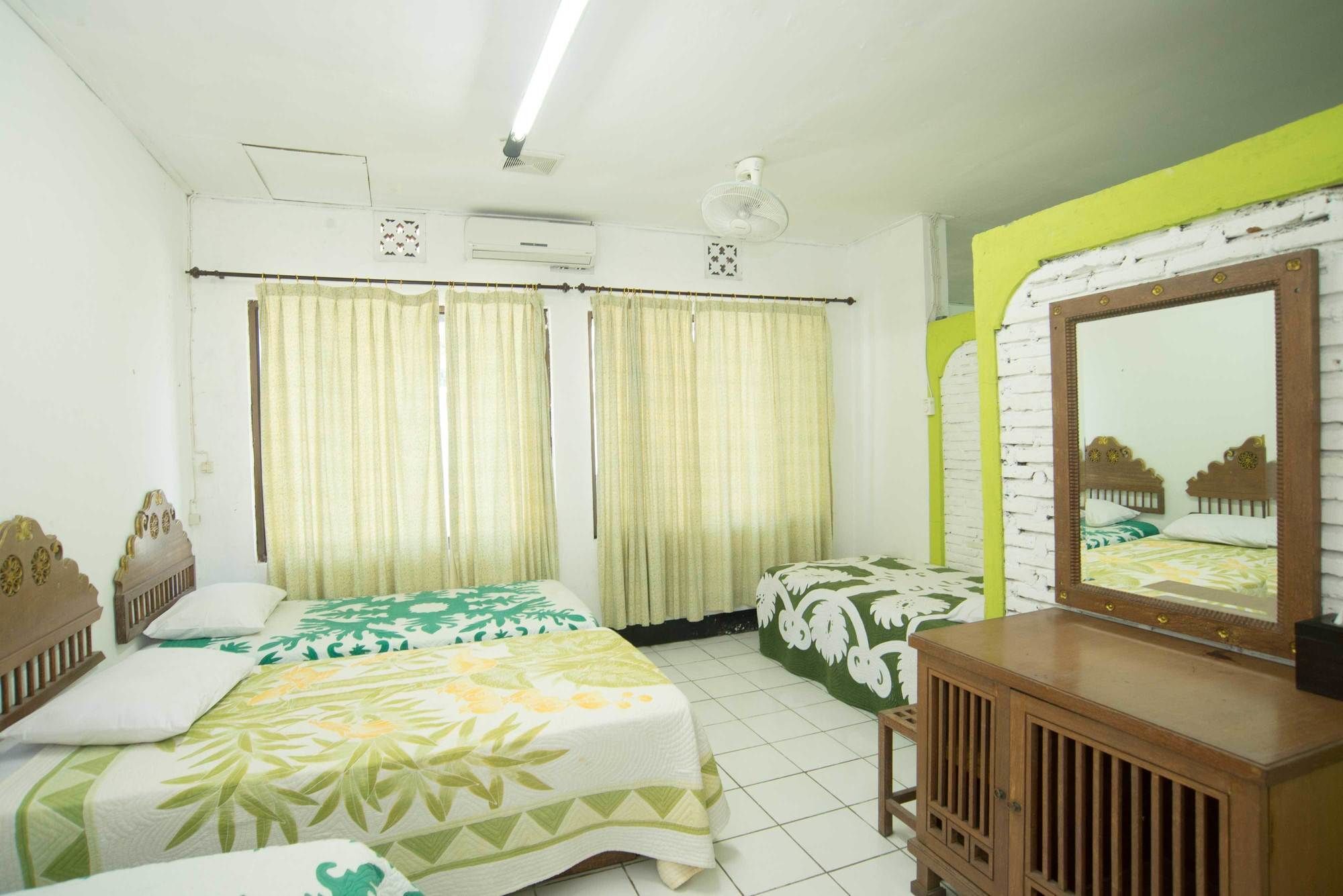 Sendok Hotel Mangsit Esterno foto